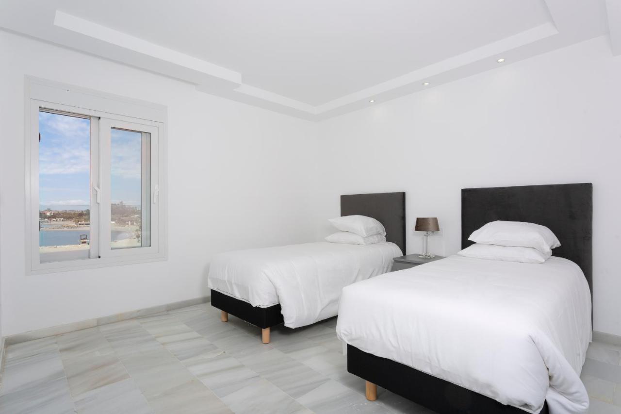 Three-Bedroom Deluxe Apartment